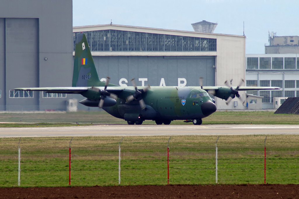 Aeroportul Bacau - Martie 2016 IMGP9910__zpsvfakak3o