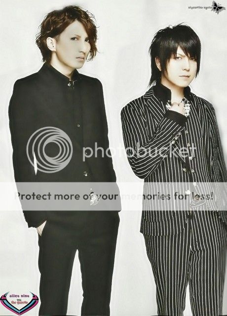 [Shoxx Vol.237 2012-11] 4545646610_zps5e4fa23e