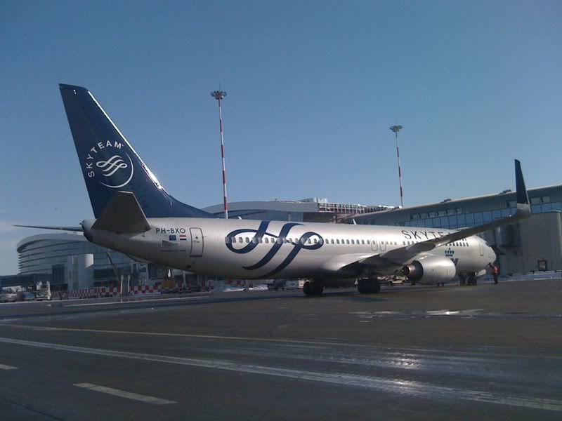 Aeroportul Bucuresti ( Henri Coanda/Otopeni) - Februarie 2011 IMG_0300