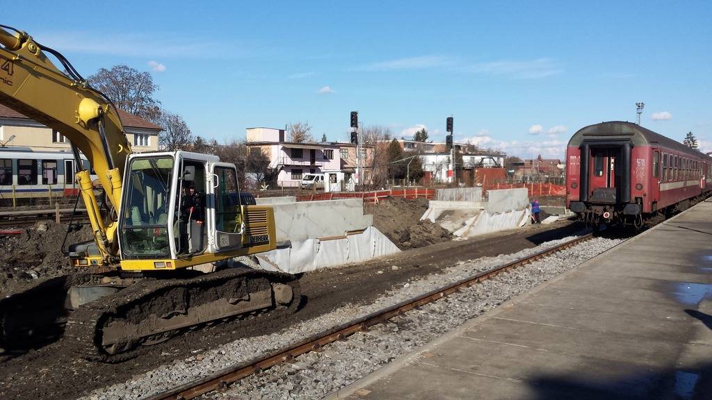 Lucrări de modernizare în gara Târgu Mures - Pagina 7 20160212_140629_zpsacymuhow