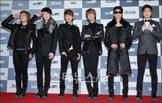 [PICS] Boyfriend @ Gayo Daejun 373782_151457994963591_100002981756828_214120_1486478500_n