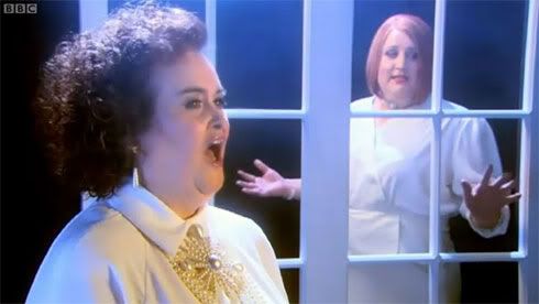 Susan Boyle gây sốt với bản song ca đầu tiên Susan-boyle_peter-kay01