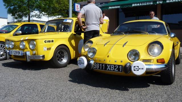 Rassemblement automobile du Marché de Gros de Dijon dep 21 a100m de ikea 090_zps80f66fd9