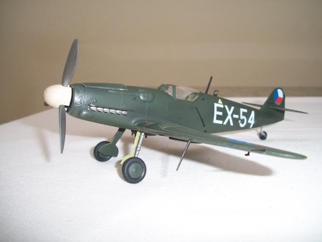 Avia S-199 Mezek 100_2709