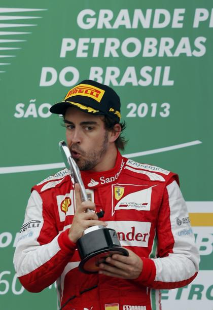 Gran Premio de Brasil 2013. 2013-11-24T180924Z_897618994_TB3E9BO1EFE4O_RTRMADP_3_MOTOR-RACING-PRIX_zpsca81a0bf