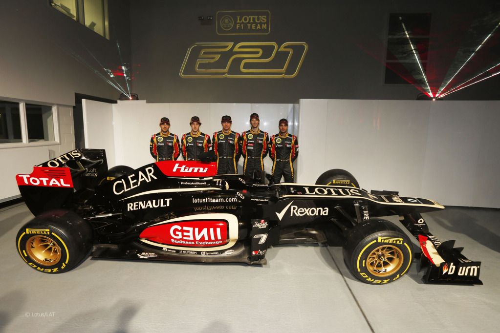 Lotus presentó el E21 Lotus-e21-launch-2013-2_zpsa30c4b06