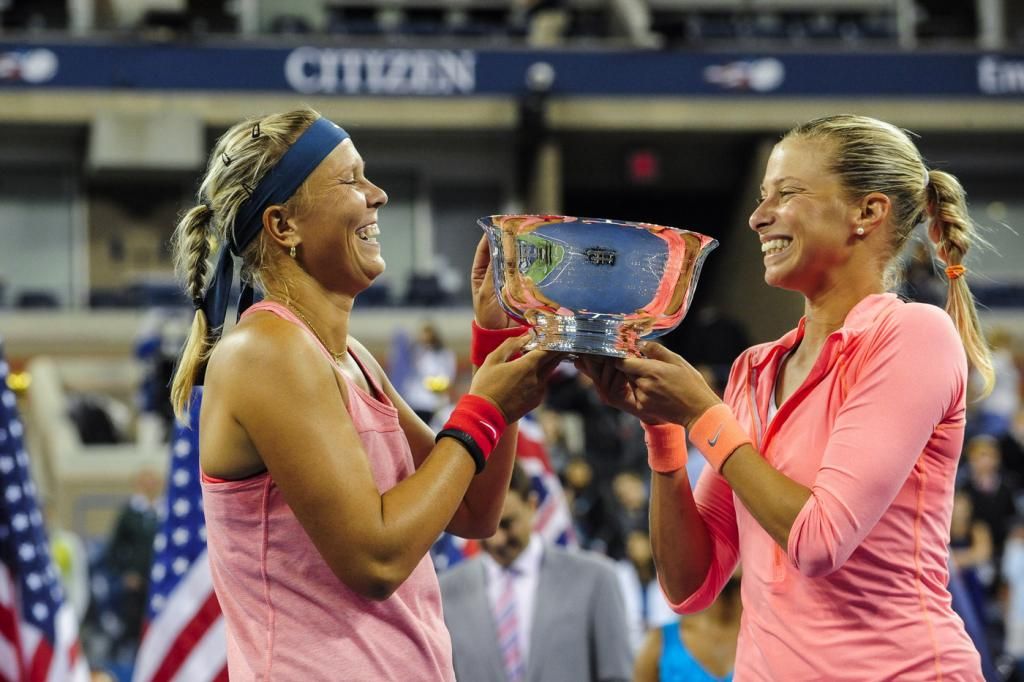 US Open 2013 F_07SEP13_22377_Hlavackova_Hradecka_Barty_Dellacqua_Andrew1_zps662446a2