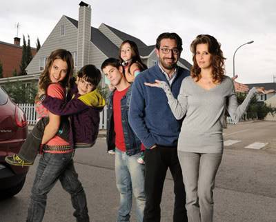 LOS PROTEGIDOS, Antena 3|2010- LOSPROTEGIDOSposter