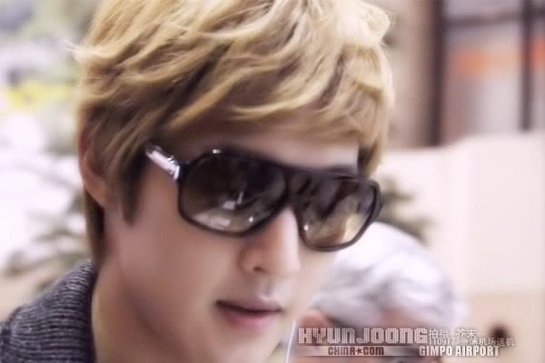 [HJL] Hacia Japón [17.09.11] 295854_284322271594016_231614143531496_1238851_39172577_n-1