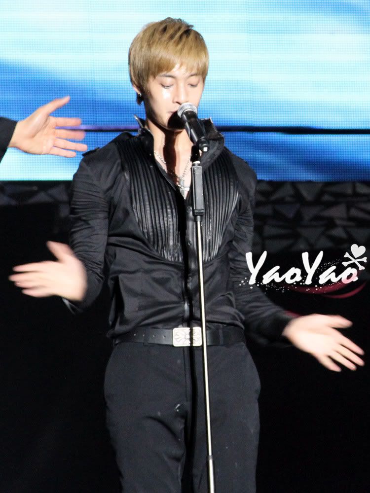 [HJL] Super Perfect Concert at Shenzhen - China [16.09.11] (5)  B4703a024a4b1a8209fa93b2