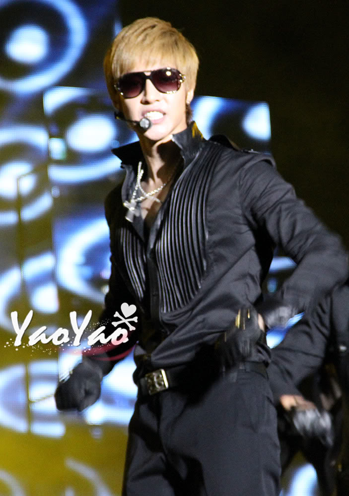 [HJL] Super Perfect Concert at Shenzhen - China [16.09.11] (5)  Da934a45133fa022500ffebd