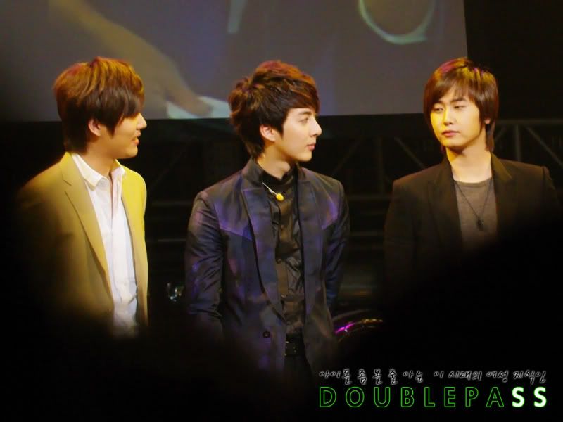 [YS+KJ+JM+HJB] HyungJun 24th birthday party (3) 1280679474_IMGP3353