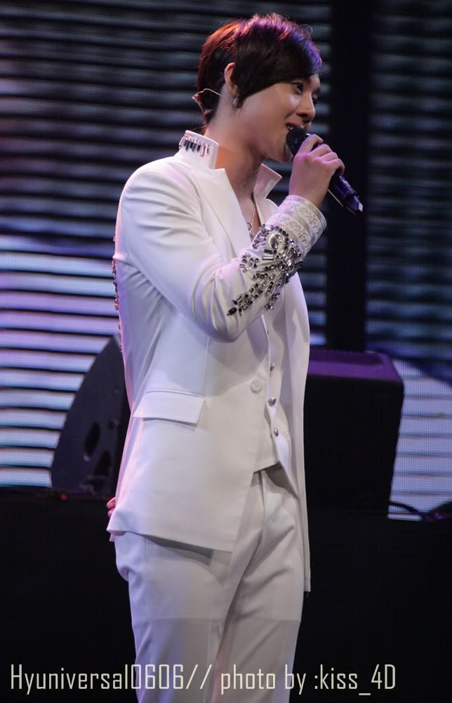 [HJL] Araneta concert (7) A9396564-67