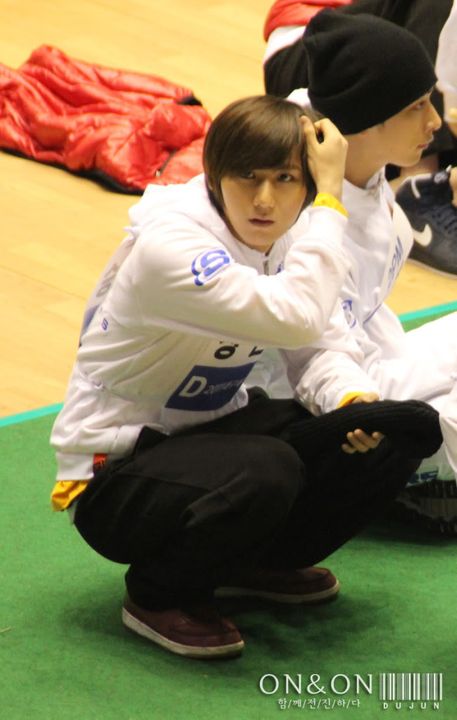 [25.01.11]BEAST en el MBC Chuseok Special Idol Star Athletis and Swimming Championships at Jamsil In 110123idolathletics13