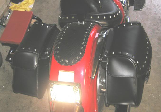 * Mistress K's adventure in modifying a Suzuki Intruder C50 / C800 * 116-1