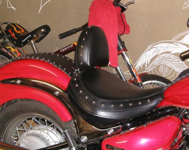 * Mistress K's adventure in modifying a Suzuki Intruder C50 / C800 * 56