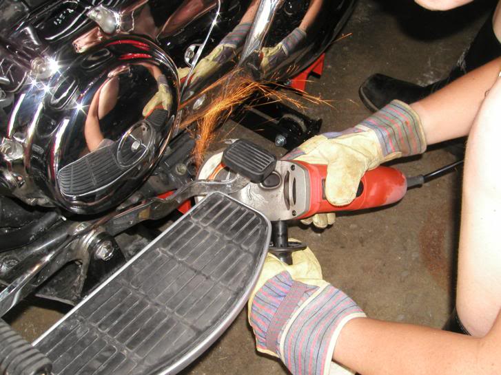 * Mistress K's adventure in modifying a Suzuki Intruder C50 / C800 * 81