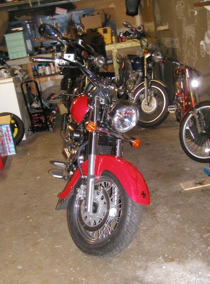 * Mistress K's adventure in modifying a Suzuki Intruder C50 / C800 * 85