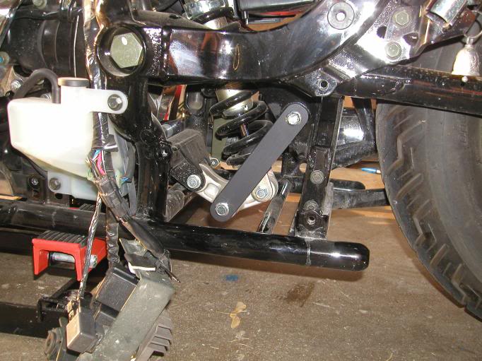 * Mistress K's adventure in modifying a Suzuki Intruder C50 / C800 * 96-1