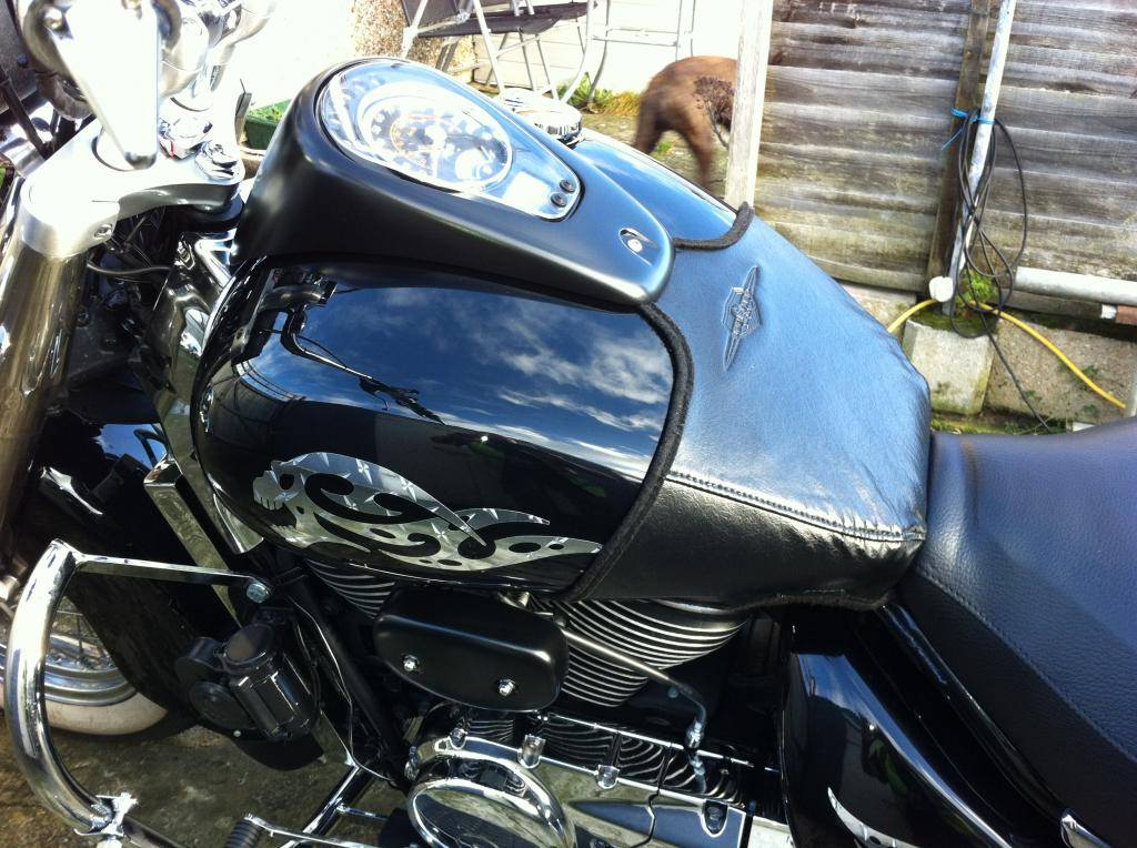 Resprayed Chromed Parts / Suzuki Intruder C800 IMG_0950_zpsdcd667d2