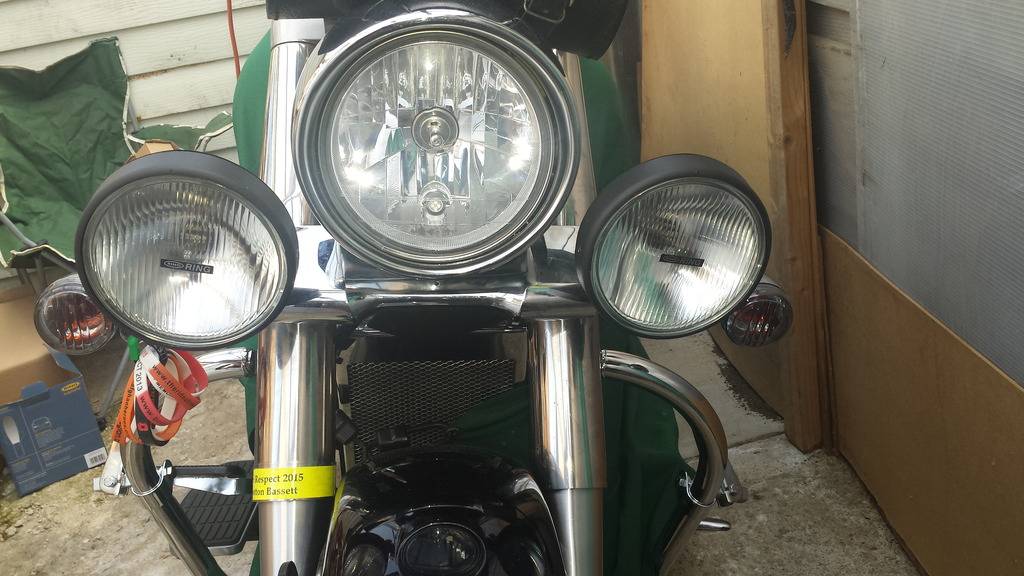 My new lights, Feck me they are seriously ugly. 20150531_183200_zpsjx5vhrpi