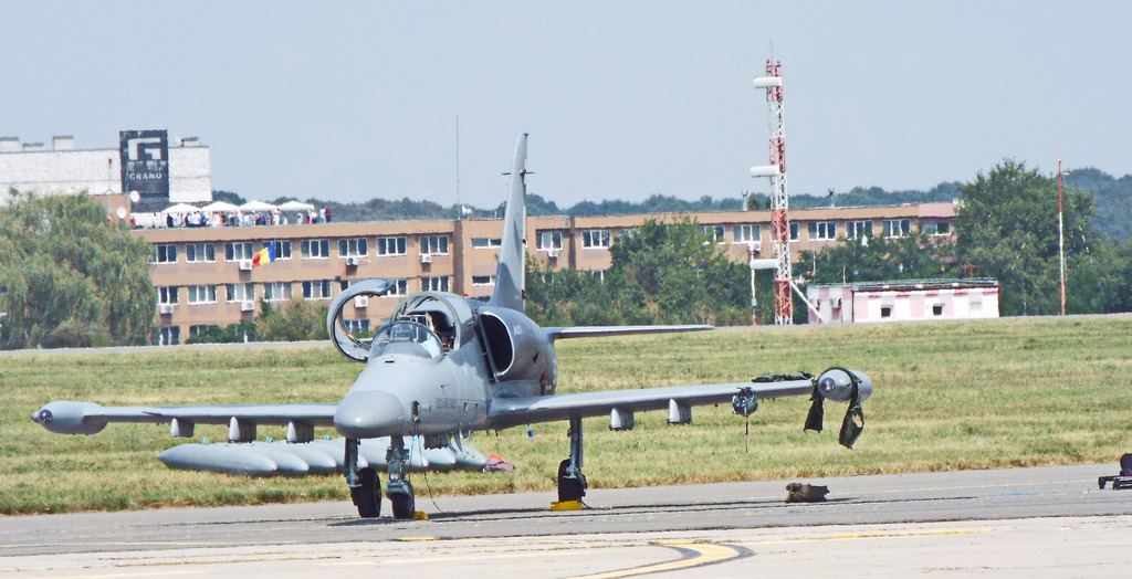 BUCHAREST INTERNATIONAL AIR SHOW BIAS 2016 18_zpsqrnujj2n