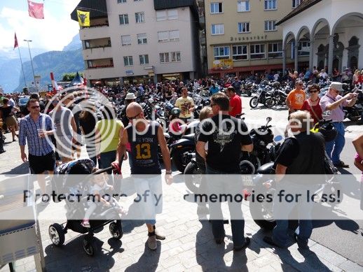 SWISS HARLEY DAYS - 6/7/8 LUGLIO 2012 a.... BRUNNEN - Pagina 3 DSC00670