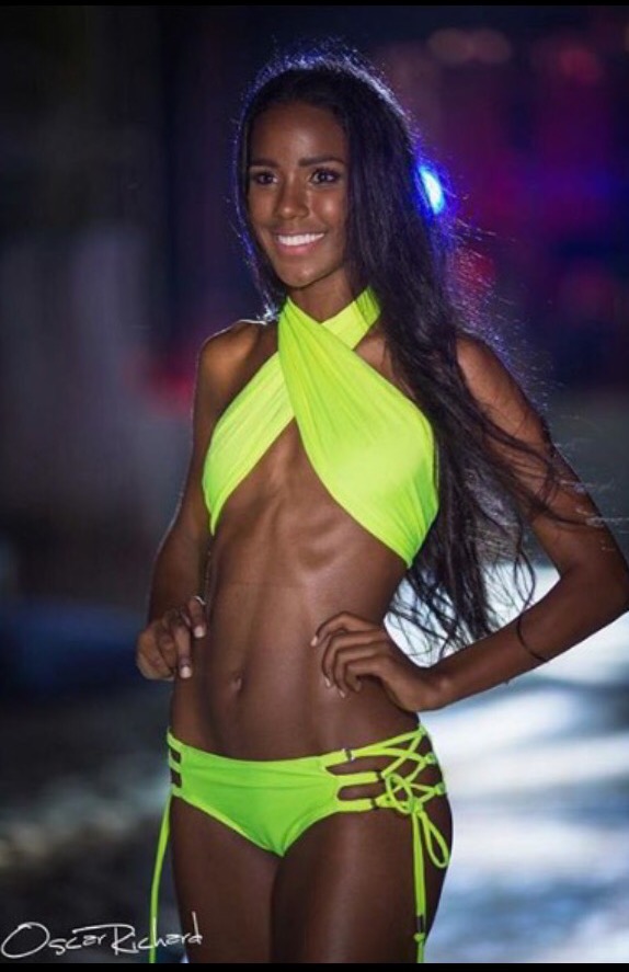 Esta morena "blanca" sera la Nueva Miss Mundo dominicana 2015 0514AE07-437F-459C-96BB-E210D102D98D_zpsnys0aauh