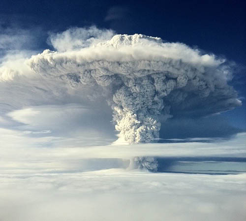 Fotos de la erupcin del volcn Puyehue Puyehue05a