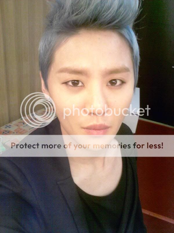 FOTOS "Actualización en el twitter de Junsu" (15/06/2012) parte 2 01-3