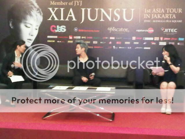 FOTOS "XIA Tarantallegra 1st Asia Tour" en Jakarta - Conferencia de Prensa (15/06/2012) parte 2 2ldbpfl