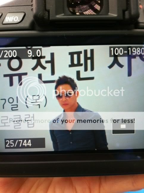 FOTOS "Firma de Autografos de Ottogi" - Yoochun (07/06/2012) 330vbki