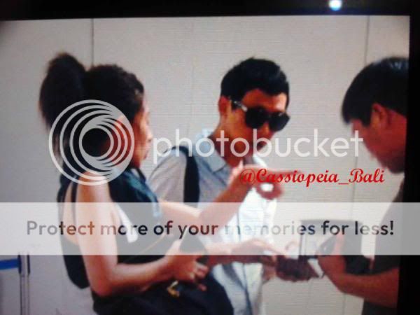 FOTOS "Aeropuerto  Ngurah Rai" en Bali - Yoochun (05/06/2012) AupAsleCQAEu0MG