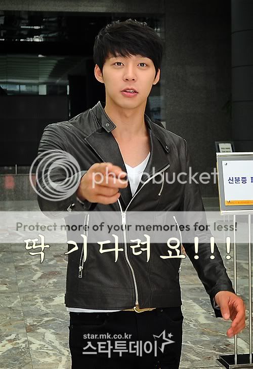 FOTOS "Yoochun para la prensa" (14/06/2012) Ycstarnews9