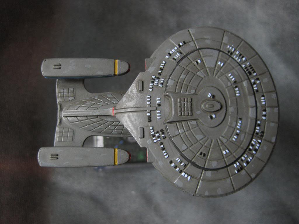 USS Valerius (Galaxy Class repaint) IMG_8784_zps6f9d818c