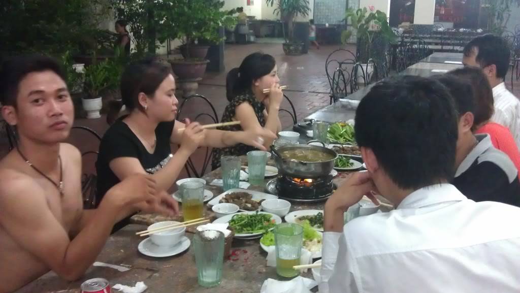 Thế này có gọi là NAT ko ?  :D  IMAG0952