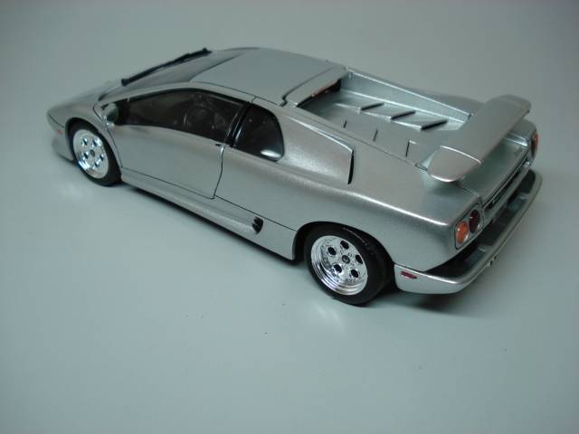 Lamborghini Diablo VT DSC00761_zps6b127ebd