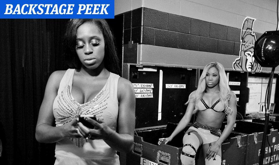12 New WWE App: Backstage Peek Photos 12_zpsfa032868