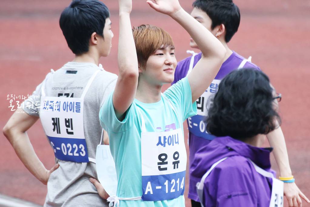 [13-09-2011] Idol Athletics Championship (13pic-ONLY ONEW) 11082712-1