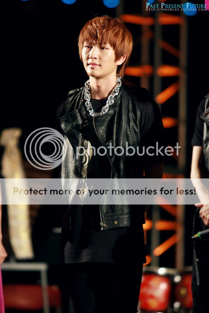 Sacheon World Percussion Festival (ONEW) 110804_14