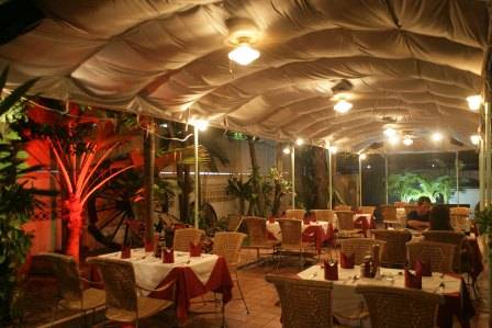 Италиански ресторант Thailand-italian-restaurant-big_zps793906c7