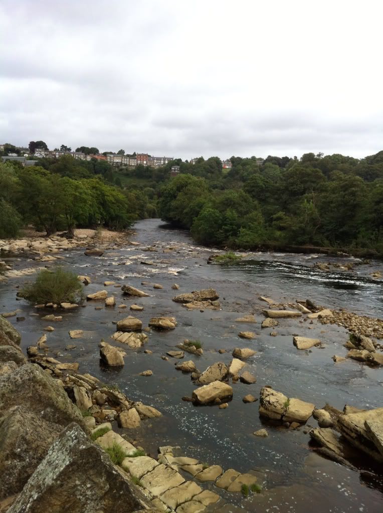 Percy's afternoon at the river B861093a