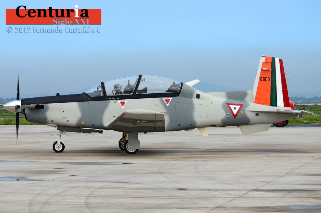 Remplazan Hawker Beechcraft T6C a los obsoletos Pilatus PC7 - Página 24 9274bbe0