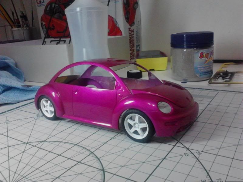 VW New Beetle Tamiya - Finalizado - 05/04/2014 - Página 3 IMG330_zps5277743b