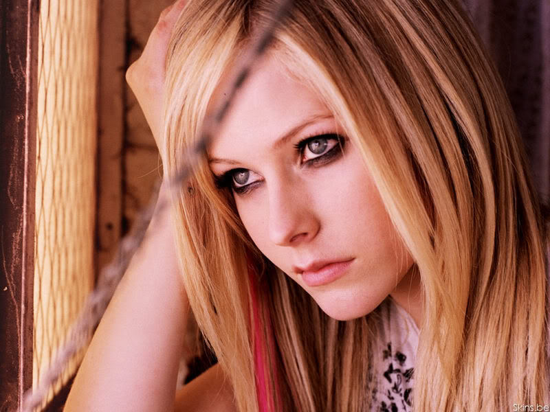 Avril Lavign  Avril-lavigne-1024x768-30921