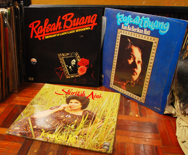 Vintage Vinyl LPs- Malay Titles LPCollage8U_zps792c3cf2