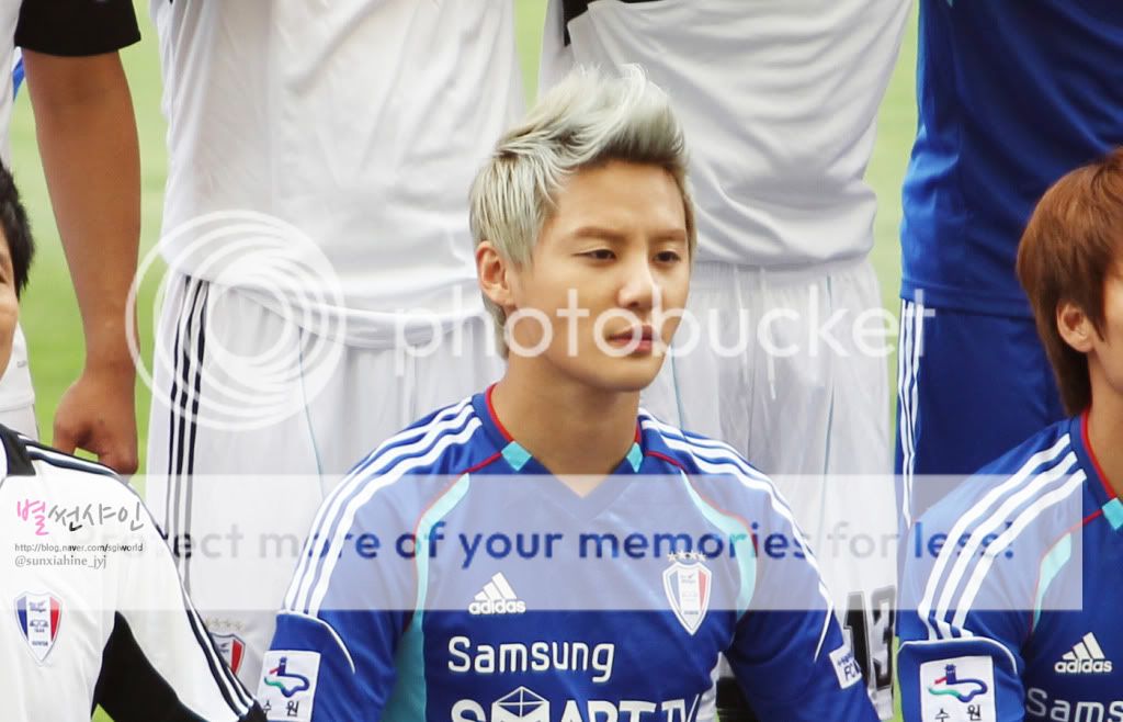 FOTOS "FC Men" - Junsu (27/06/2012) parte 4 606601984