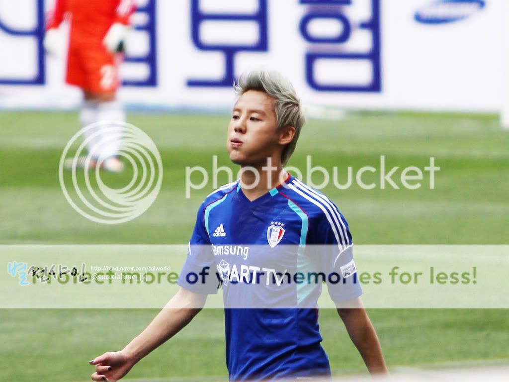 FOTOS "FC Men" - Junsu (27/06/2012) parte 4 606603577
