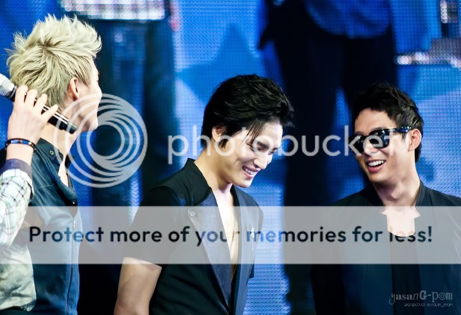 FOTOS "JYJ Membership Week" - Fanmeeting con Fans coreanas (01/07/2012) parte 7 Jul_01_2012_099-logo
