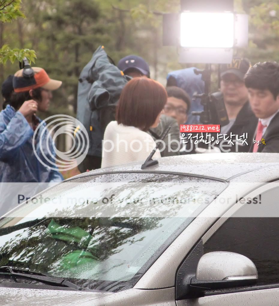 [pics] Eunjung @ MBC New life to children part 2 04_